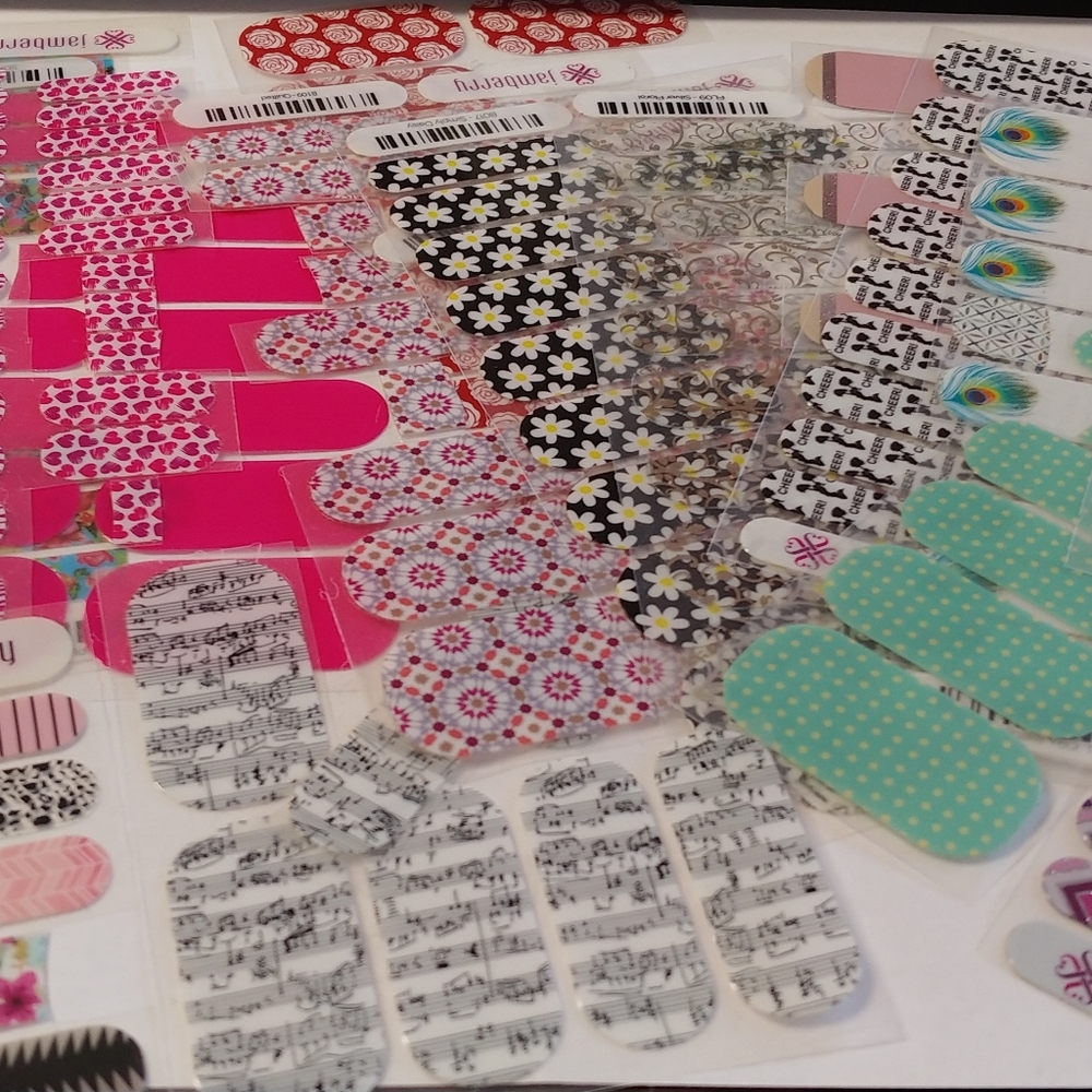 Jamberry heater, jamberry nail wraps, jamberry cosmetic bag